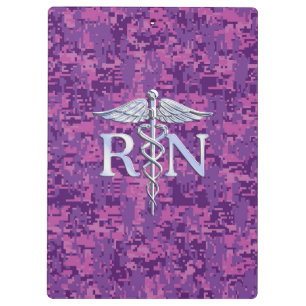 Registrierte Krankenschwester RN Caduceus auf Fuch Klemmbrett