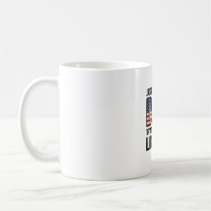 Regulärer Vater, der versucht, keine Liberalen zu  Kaffeetasse