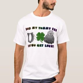 Reiben Sie meinen Bauch sehen, wenn Sie T-Shirt