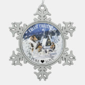 Reiche Colliese & Lämmer in Magic Fairy Tales Nigh Schneeflocken Zinn-Ornament (Vorderseite)