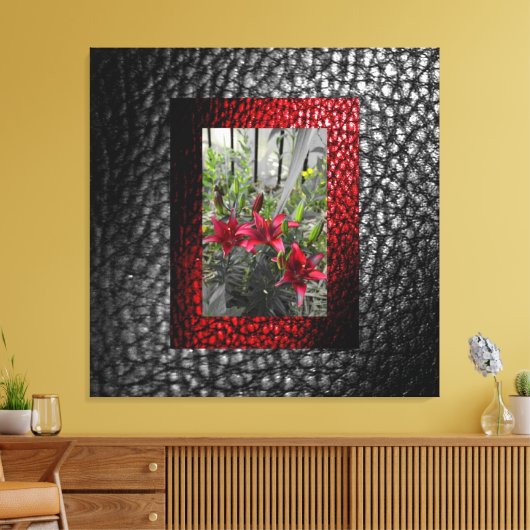 Reiche Imitate Grau Leder Kollektion - Red Floral  Leinwanddruck (Insitu (Wohnzimmer))