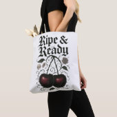 Reif- und Fertigkernen Gothic Graphic Tasche (Von Nahem)