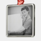 Reife Frau Silbernes Ornament (Links)