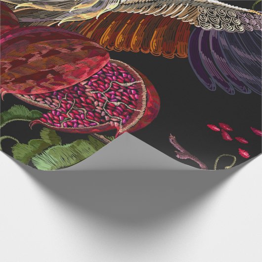 Reife Granatapfelfrüchte, Kranvögel und wild Geschenkpapier (Ecke)