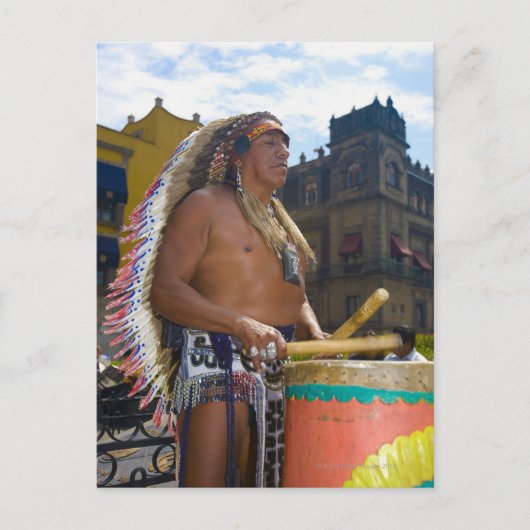 Reifender Mann mit Schlagzeug, Zocalo, Postkarte (Vorderseite)