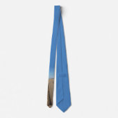 Reifenspuren am Strand Sand Blue Sky Necktie Krawatte (Rückseite)