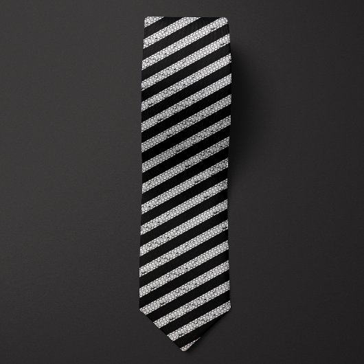 Reifenstreifen der schwarzen Mechanik Krawatte