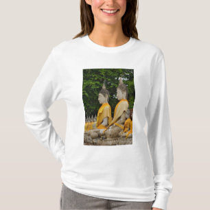 Reihe von Buddha-Statuen, Wat Yai Chaya Mongkol T-Shirt