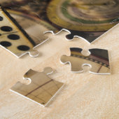 Reihe von Dominosteinen auf der alten Weltkarte 2 Puzzle (Seite)