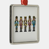 Reihe von fünf Transgender-Pride-Flag-Nutcrackern Silbernes Ornament (Rechts)