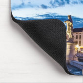Reihe von illuminierten Statuen in Padova Mousepad (Ecke)