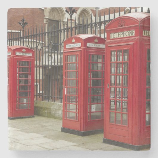 Reihe von Telefonzellen auf der Rückseite des Roya Steinuntersetzer (Vorderseite)