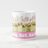 Reihe von Welpen-Häschen Jumbo-Tasse (Vorderseite)