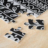 Reihen der Schwarzweiss-Gekritzel-Muster Puzzle (Seite)