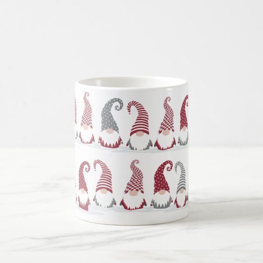 Reihen der Urlaubsmomes im Schnee Kaffeetasse (Mittel)