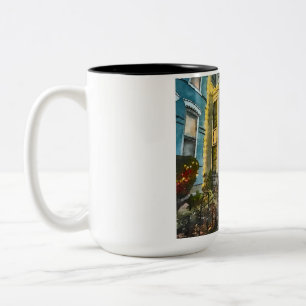 Reihenhäuser im Herbstbecher Zweifarbige Tasse