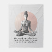 Reiki Master Lotus Pose Fleecedecke (Vorderseite)