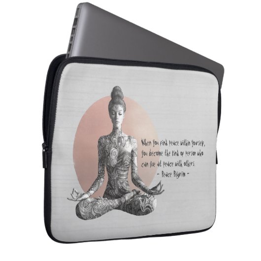 Reiki Master Lotus Pose Laptopschutzhülle (Vorne Rechts)