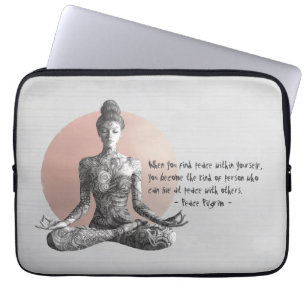 Reiki Master Lotus Pose Laptopschutzhülle