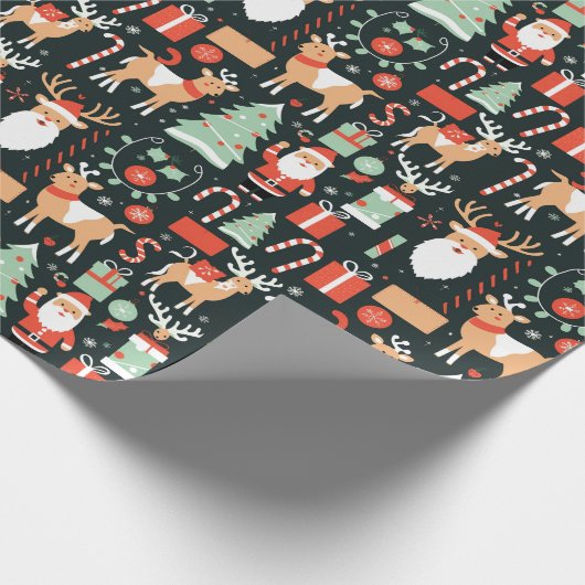 Reindeer Santa Tree Muster Weihnachts Schwarz Geschenkpapier (Ecke)