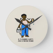 Reinigung der Lady Job Clock Runde Wanduhr (Vorderseite)