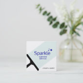 Reinigung des Hauses Quadratische Visitenkarte (Stehend Vorderseite)