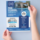 Reinigung des Swimmingpools Flyer (Hand)