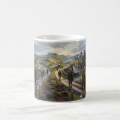 Reise eines einsamen Mannes durch einen stürmische Kaffeetasse (Mittel)
