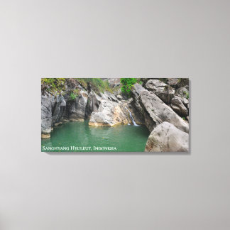 Reiselandshaftsfotografie Rocky Green Lake Leinwanddruck