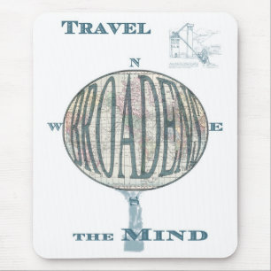 Reisen bildet Mousepad