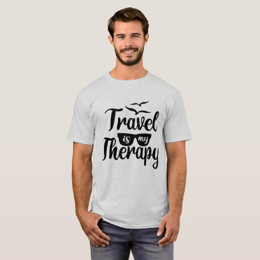 Reisen ist mein Therapiebegriff Kunst T-Shirt (Vorne ganz)