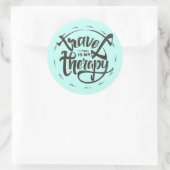 Reisen ist meine Therapie Runder Aufkleber (Tasche)