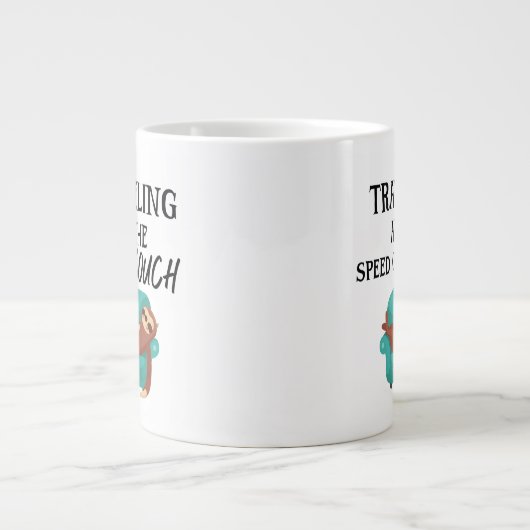 Reisen mit der Geschwindigkeit des Couchs - Funny Jumbo-Tasse (Vorderseite)