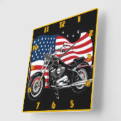 Reisen mit Stolz neben der amerikanischen Flagge Quadratische Wanduhr (Winkel)