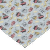 Reisen zum HOGWARTS™-Muster Tischdecke (Schrägansicht)