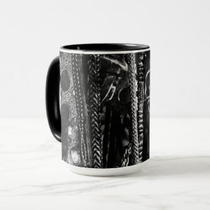 Reißnagel auf der Wandkaffee-Tasse Tasse