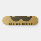 Reiten Sie das 'Stache Skateboard (Horizontal)