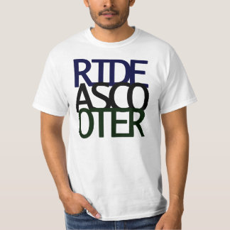 Reiten Sie einen Roller! T-Shirt