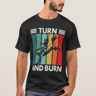 Reiten Sie Rodeo Cowboy Pferd ab und brennen Sie i T-Shirt