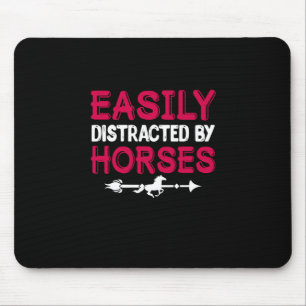 Reitgeschenk   Leicht von Pferden abgelenkt Mousepad
