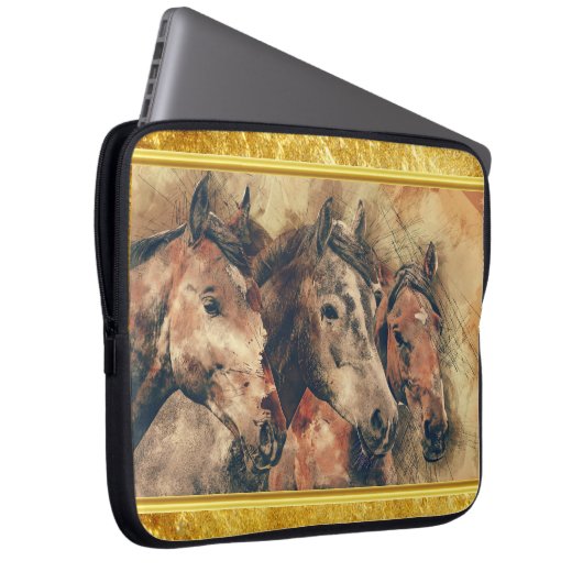 Reitpferde auf einem Feld Laptopschutzhülle (Vorne Rechts)