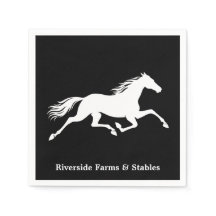 Reitpferdestall Name Schwarz