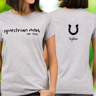Reitsport-Mutter Est. Hufeisen mit Namen auf der R T-Shirt