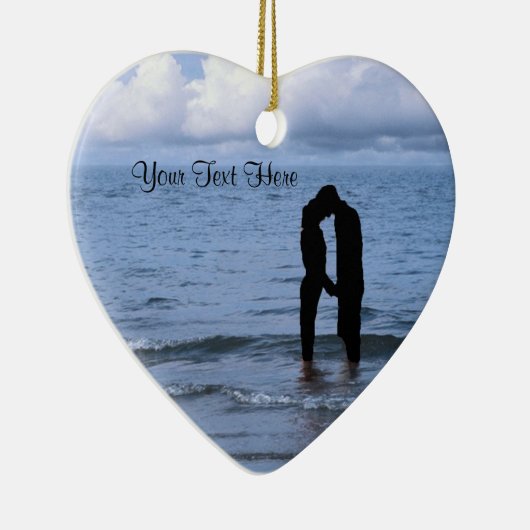 Reizend Silhouette des Ehemanns u. der Ehefrau am Keramikornament (Rechts)