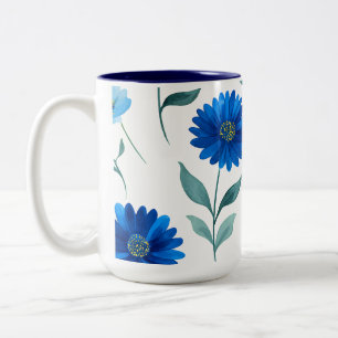 Reizende Kaffeetasse mit Blumenmuster