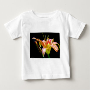 Reizvolle Braune Taglilie II Bekleidung und Gesche Baby T-shirt