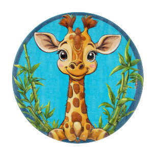 Reizvolle Cartoon-Giraffe mit Bambus Schneidebrett
