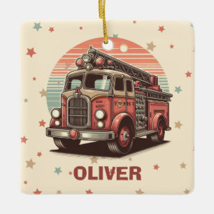 Reizvoller Retro-Vintage-Feuerwehrwagen bei Sonnen Keramikornament