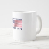 Rejecting Kings Since 1776 Protest Classic Bold St Jumbo-Tasse (Vorderseite Rechts)