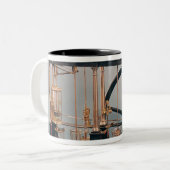 Rekonstruktion des Dampf-Motors James-Watts Zweifarbige Tasse (Vorderseite Links)